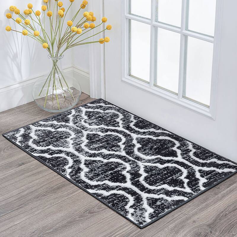 Wyman Farmhouse Geometric Indoor Area Rug