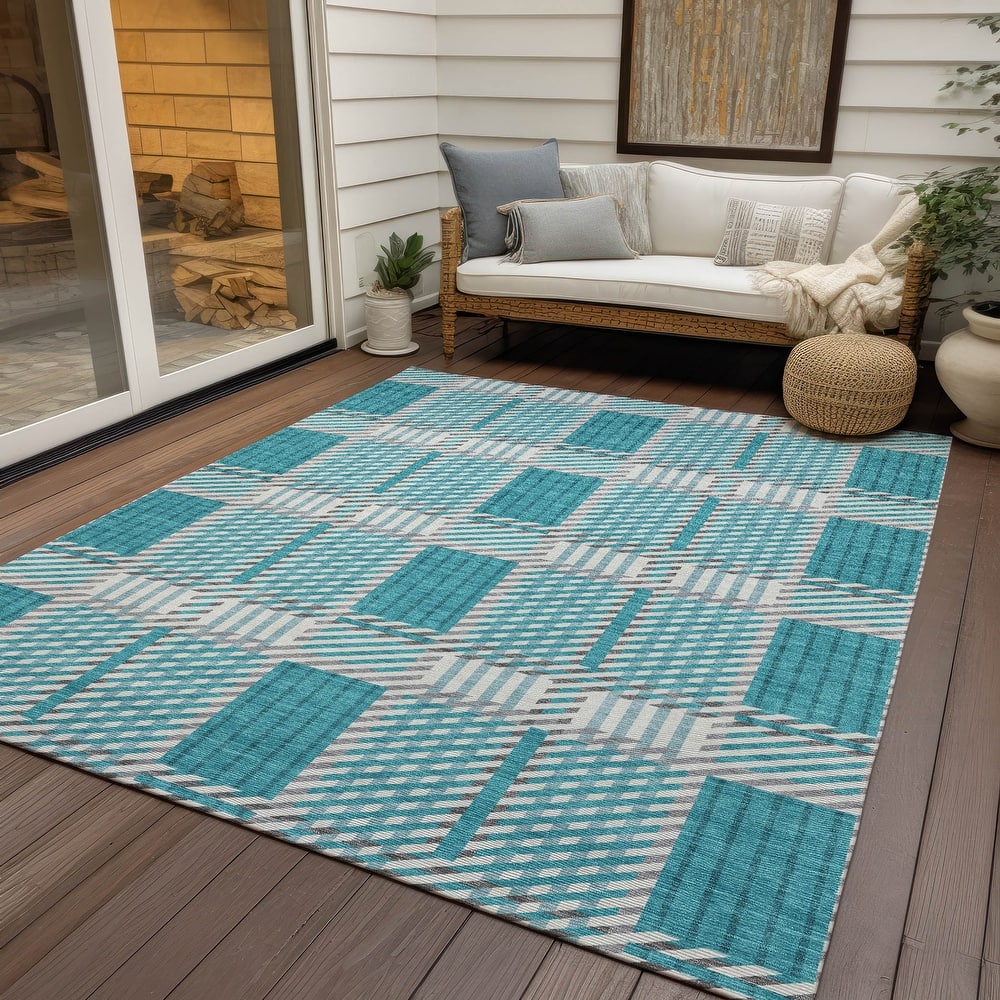 Machine Washable Indoor/ Outdoor Geometric Stripe Chantille Rug