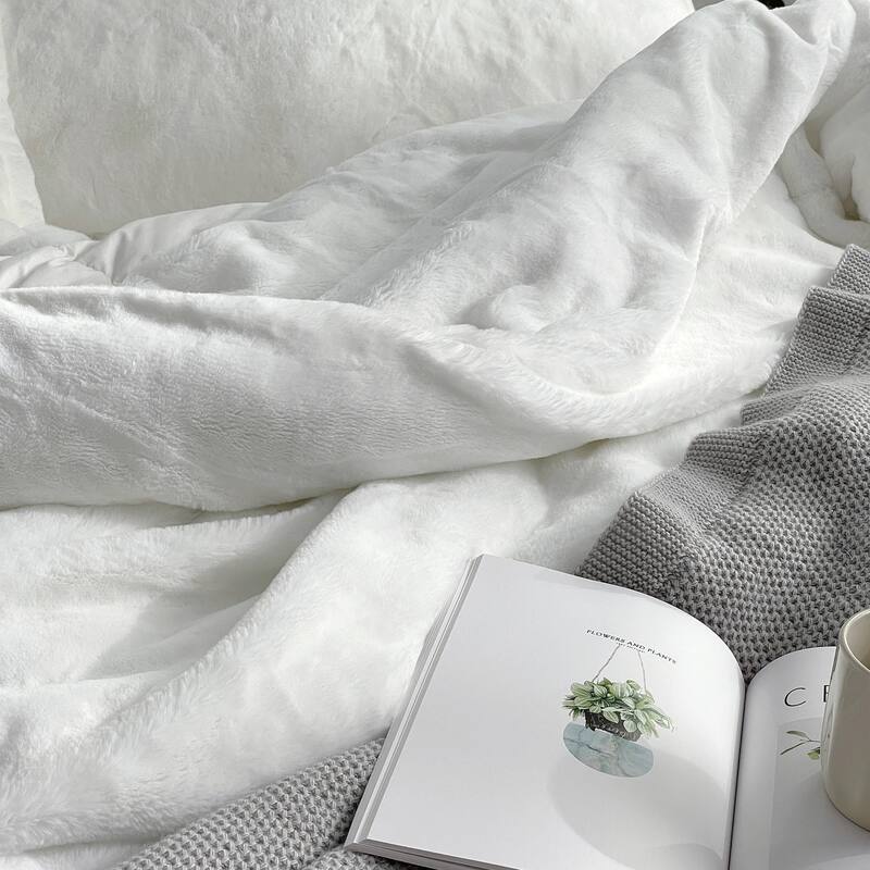 Chunky Bunny - Coma Inducer® Oversized Comforter Set