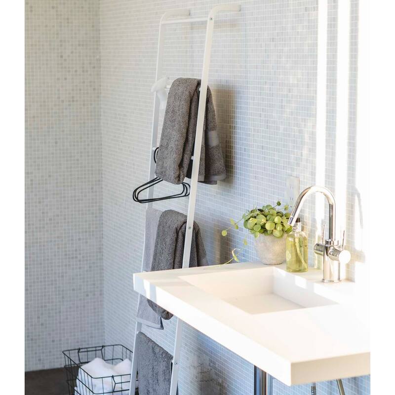 Yamazaki Home Leaning Storage Ladder, Steel, Holds 13.2 lbs - L 9.45 x W 17.72 x H 62.99 inches