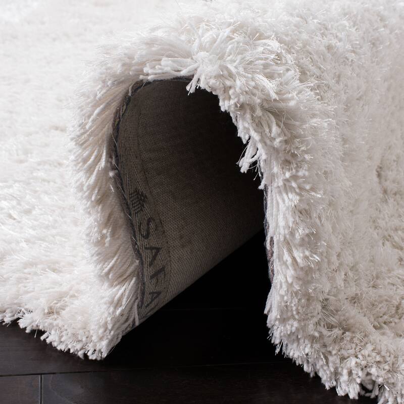 SAFAVIEH Handmade Alvilde Shag Etha Shag Solid Polyester Rug