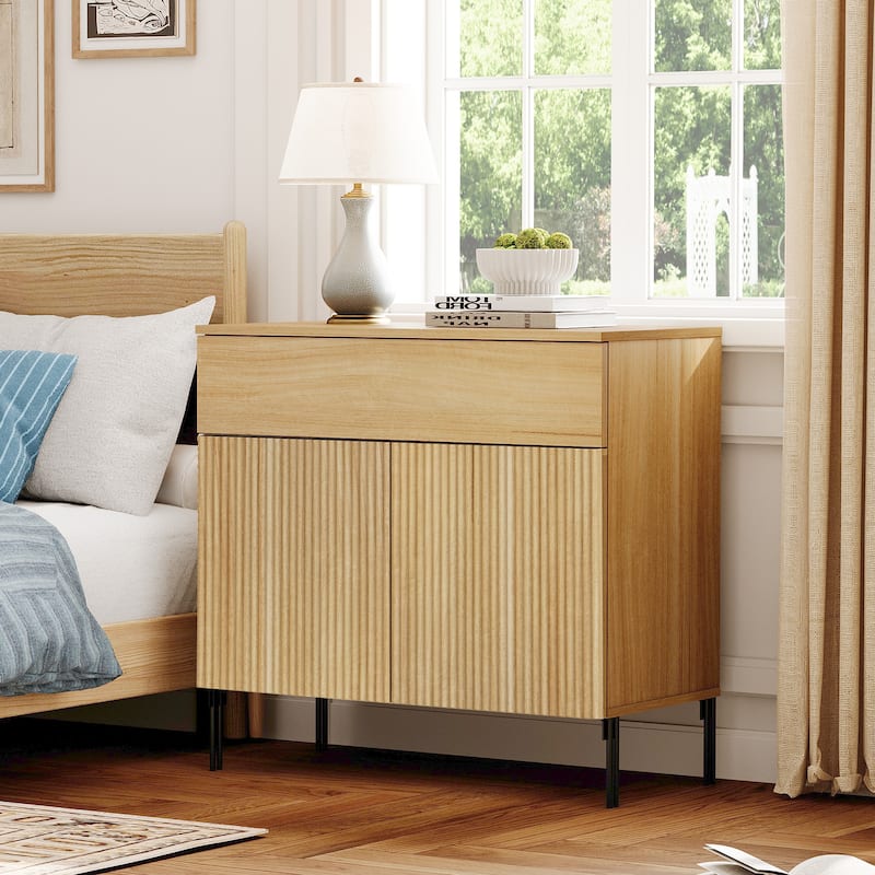 Modern Minimalist Nightstand,31.5" Wood End Table,Reeded Design Bedside Table