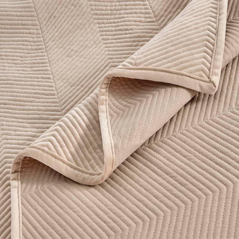 Pointehaven Heavy-Weight Oversized Chevron Design Velvet Quilt Sets