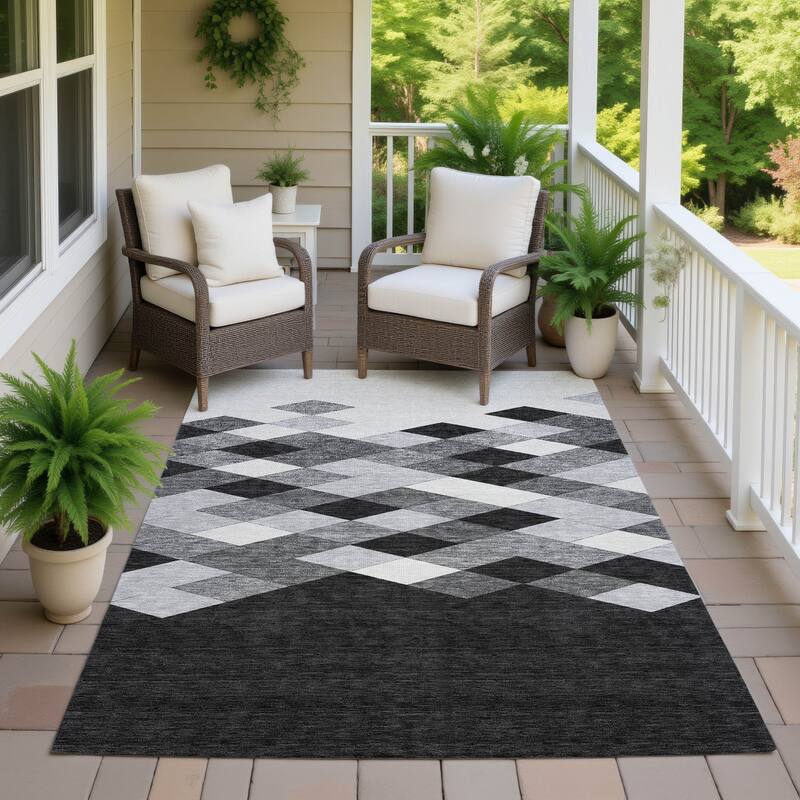 Machine Washable Indoor/ Outdoor Modern Avo Chantille Rug