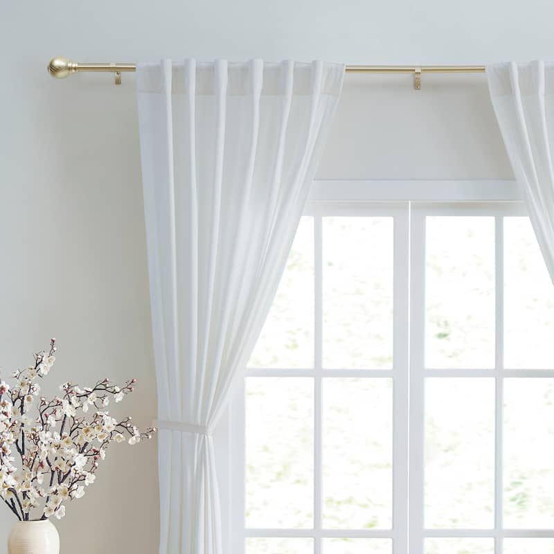 DKNY Griffin Curtain Rod and Finial Set