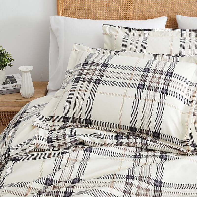Vilano Choice Ultra-Soft Plaid Down Alternative 3-piece Comforter Set