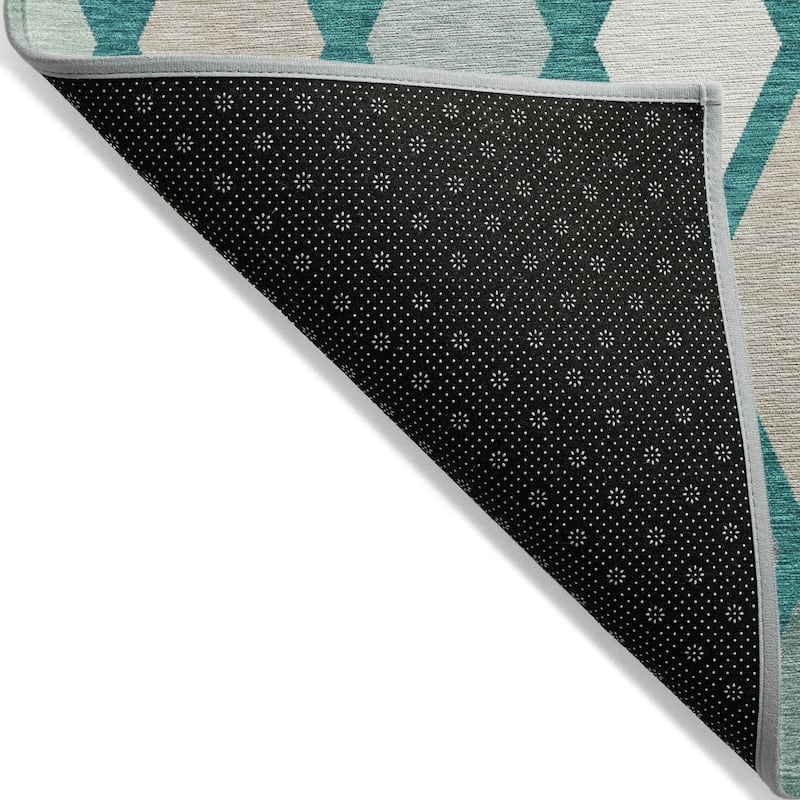 Machine Washable Indoor/ Outdoor Chantille Prism Diamond Rug