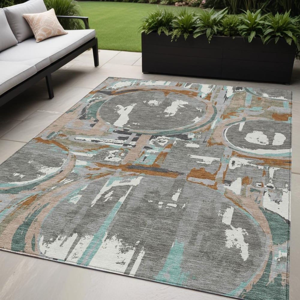 HomeRoots Geometric Transitional Rectangle Outdoor Rug