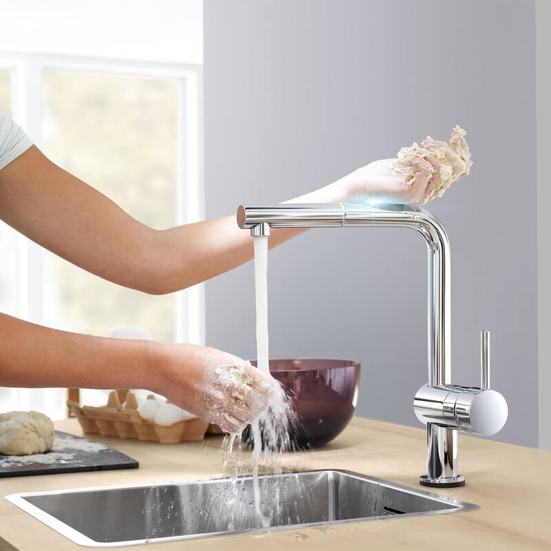 Grohe Minta Pull-Out Spray Kitchen Faucet