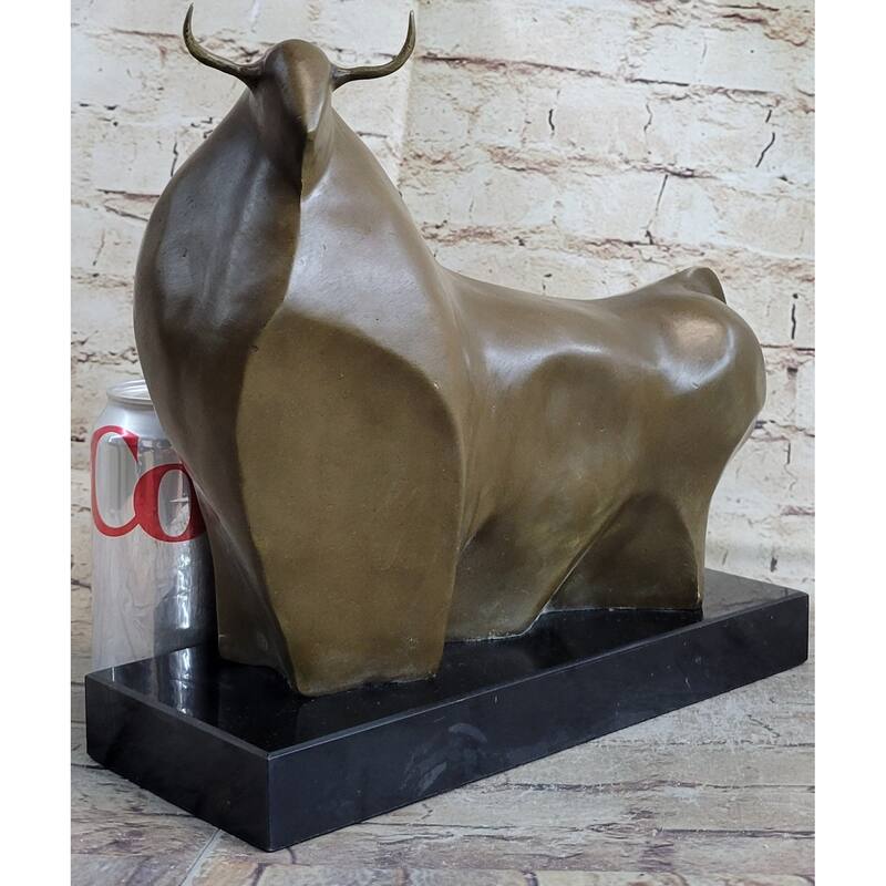 Modern Art Abstract Imitative Bull Bronze Figurine Botero Statue Sculpture Figurine Figure
