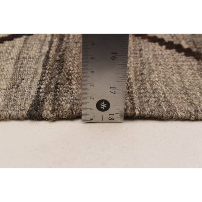 Sivas Taupe Kilim 5'1" x 6'5" - 5'1 x 6'5