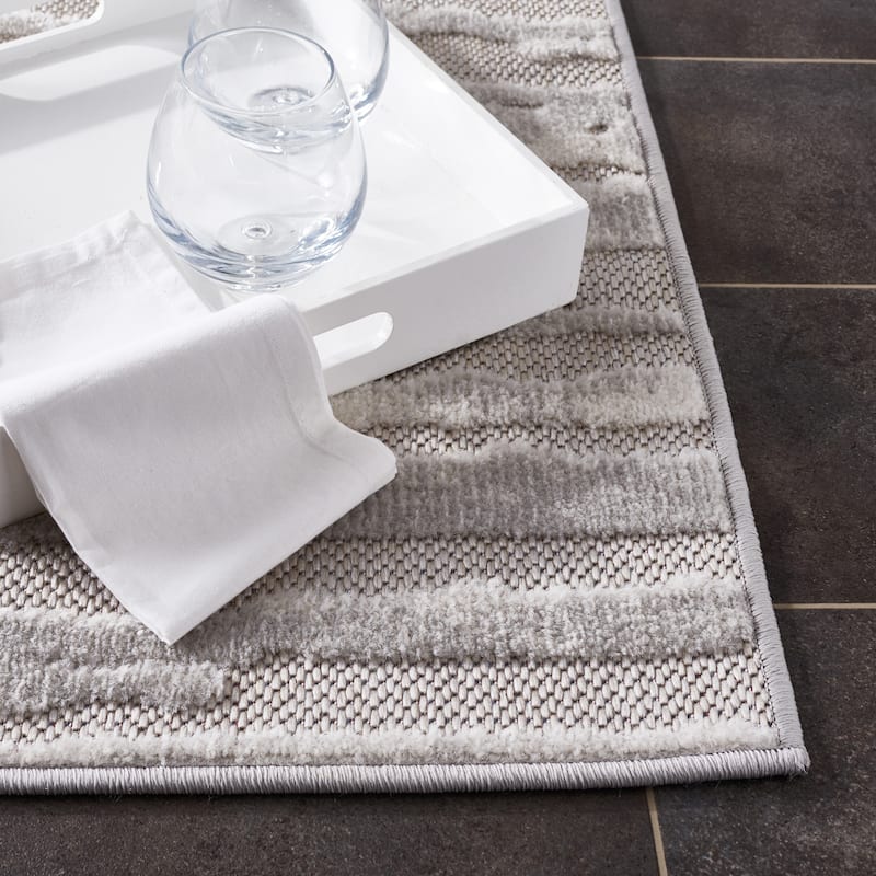 SAFAVIEH Cabana Kubra Indoor/ Outdoor Modern Rug