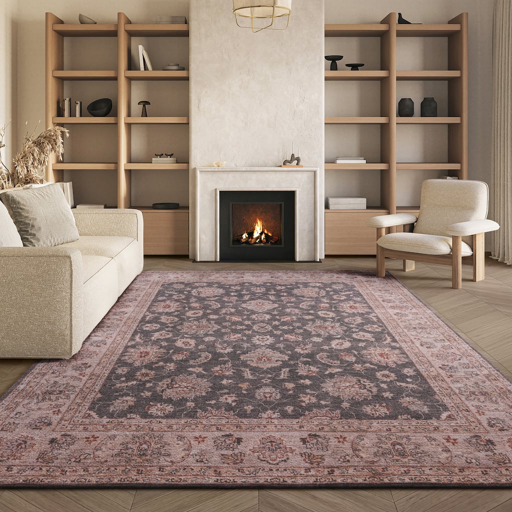 SAFAVIEH Tucson Machine Washable Slip Resistant Lissie Oriental Rug