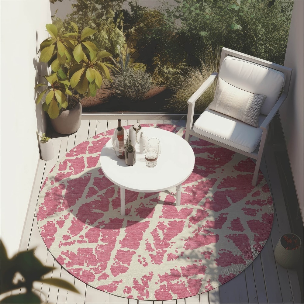 Machine Washable Indoor/ Outdoor Transitional Pink Crackle Chantille Rug