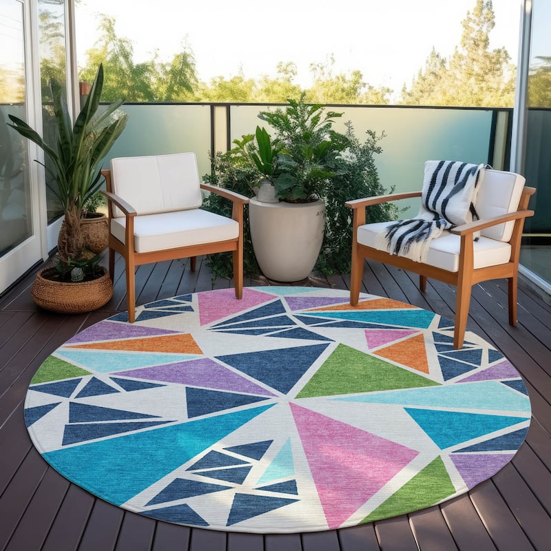 Machine Washable Indoor/ Outdoor Abstract Mosaic Chantille Rug