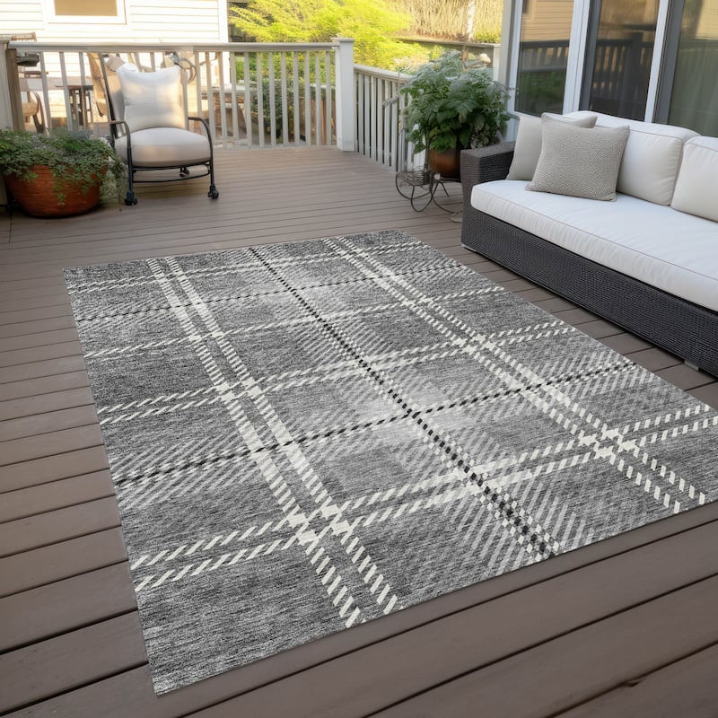 Machine Washable Indoor/ Outdoor Chantille Plaid Cozy Rug