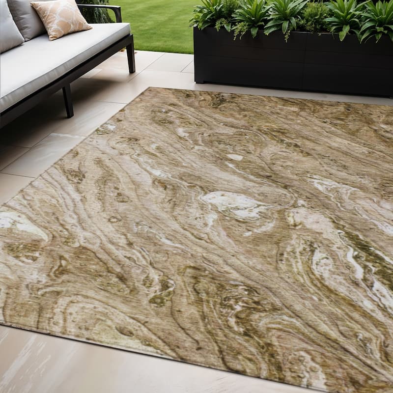 HomeRoots Abstract Transitional Rectangle Outdoor Rug - 5' X 8'