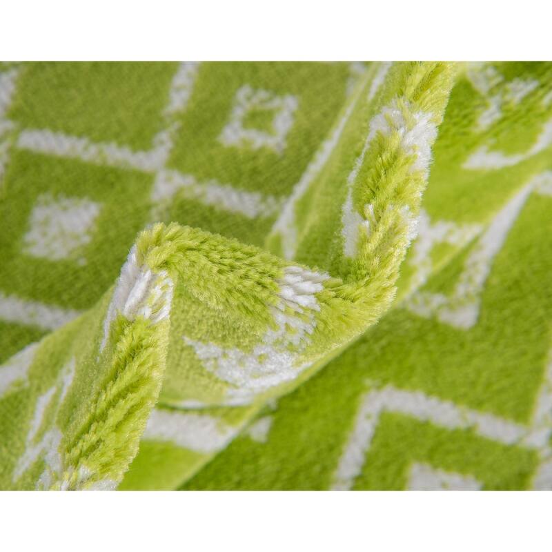 Contemporary Zala Collection Area Rug