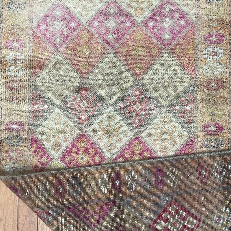 HERAT ORIENTAL Handmade Turkish Oushak Wool Runner - 2'9" x 9'5"