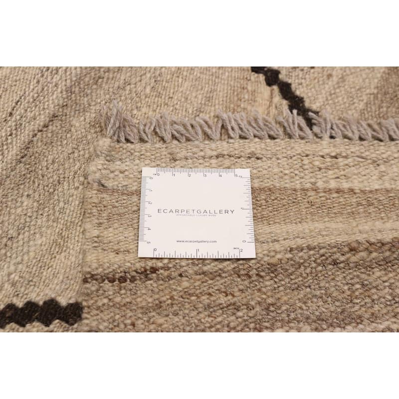 Sivas Beige, Tan Kilim 8'6" x 11'5" - 8'6 x 11'5