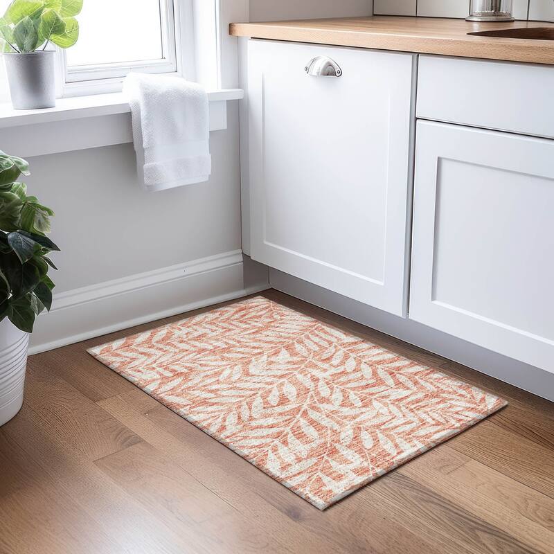 Machine Washable Indoor/ Outdoor Chantille Palm Rug