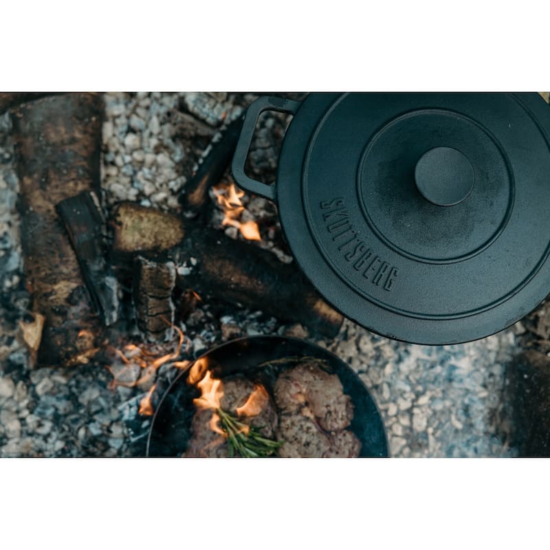 Skottsberg 3 quart Cast iron Braiser