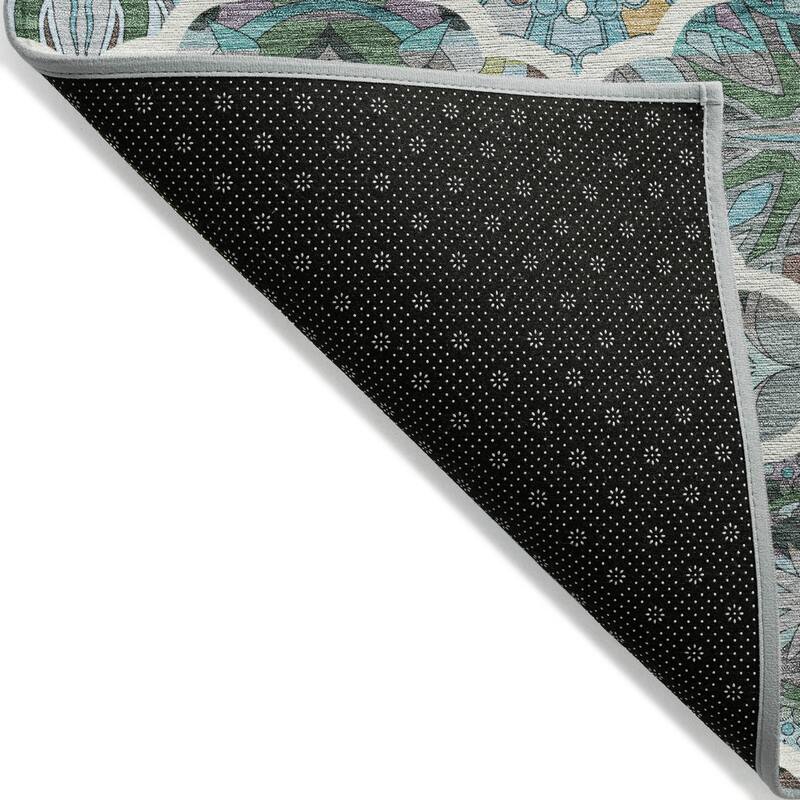 Machine Washable Indoor/ Outdoor Trellis Mosaic Chantille Rug