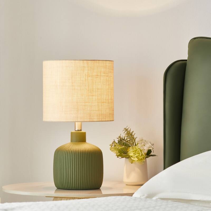 KAWOTI Fluted Ceramic Table Lamp (H18.25" x W10" x D10")