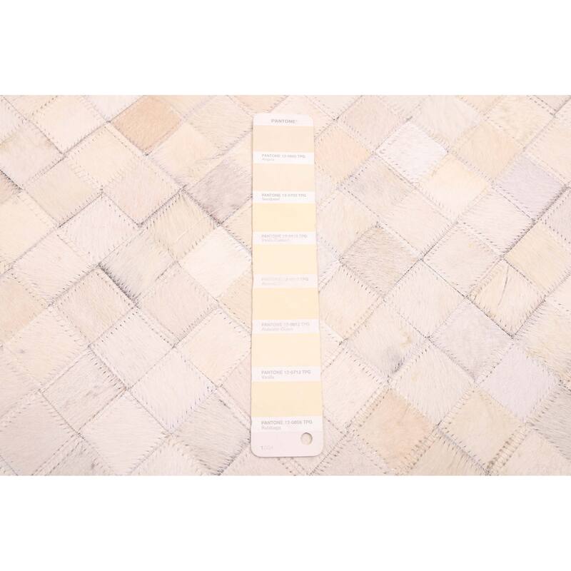 ECARPETGALLERY Handmade Cowhide Patchwork Cream Leather Rug - 8'0 x 10'0