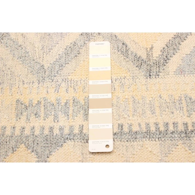 ECARPETGALLERY Flat-Weave Ankara FW Ivory Wool Kilim - 5'3 x 7'7