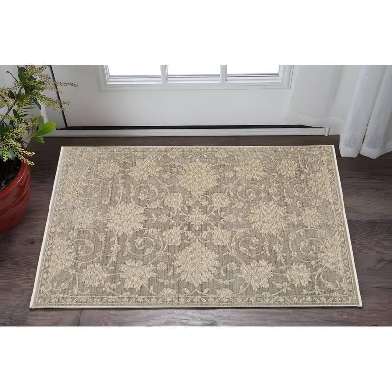 HomeRootsFloral Traditional Rectangle Area Rug - 60.24' X '39.37' X '0.32 - Beige/Gray