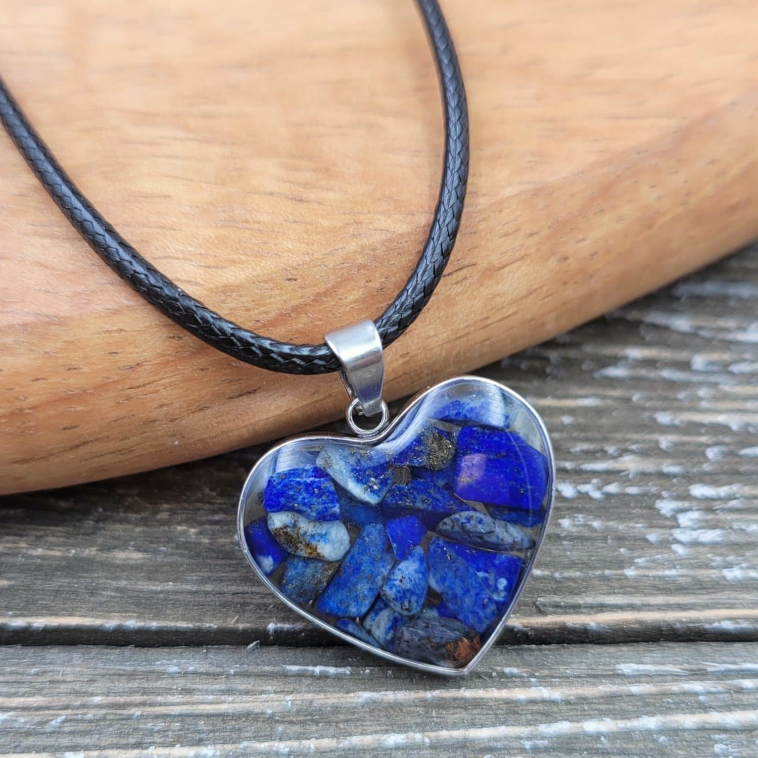 Lapis Lazuli Stone Captured In Resin Heart Pendant Necklace Overstock 34020213