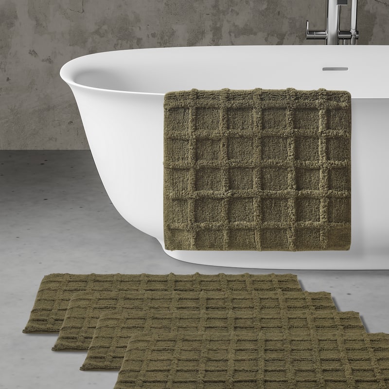 J. Queen New York Cameron Tufted Bath Rug