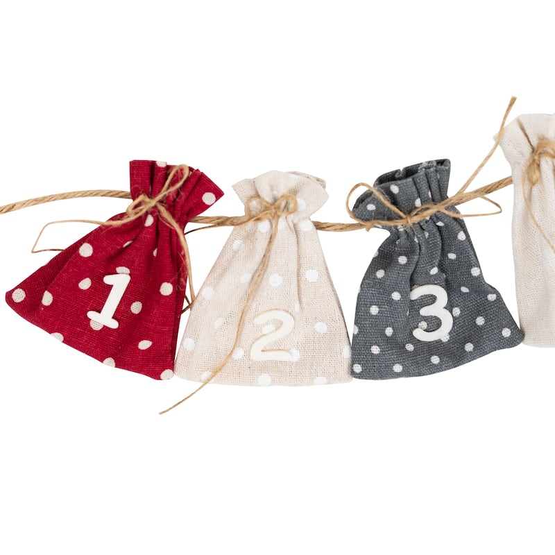 Count Down to Christmas Gift Bags Garland - 6.5'