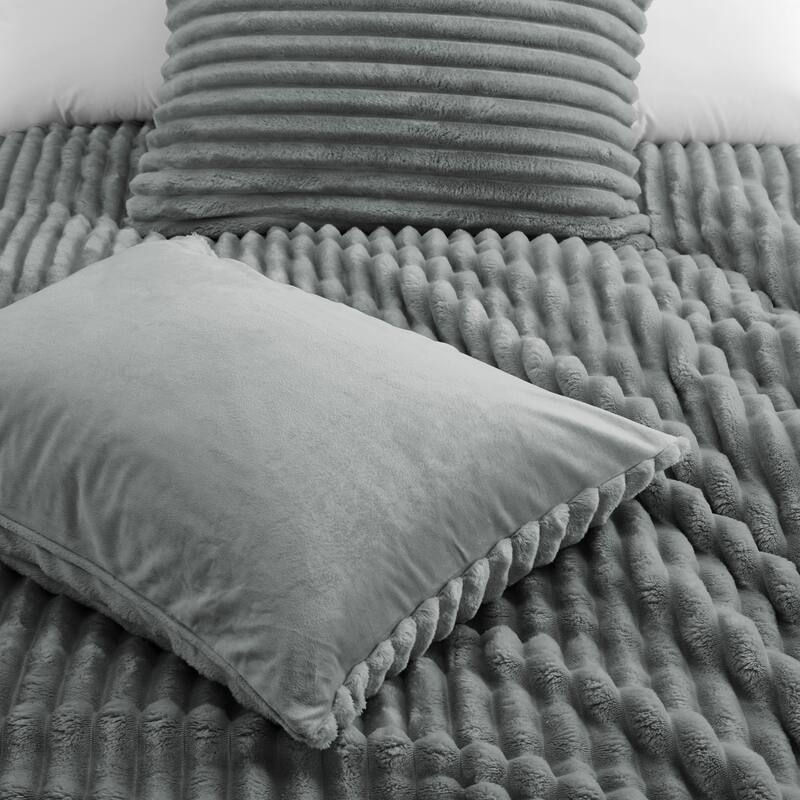 Flannel Fleece Plush Fuzzy Comforter Set Fluffy Winter Bedding Set with 2 Pillowcases