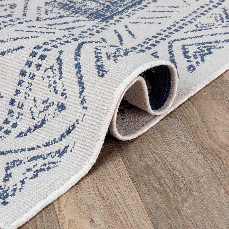 World Rug Gallery Transitional Bohemian Indoor/Outdoor Area Rug