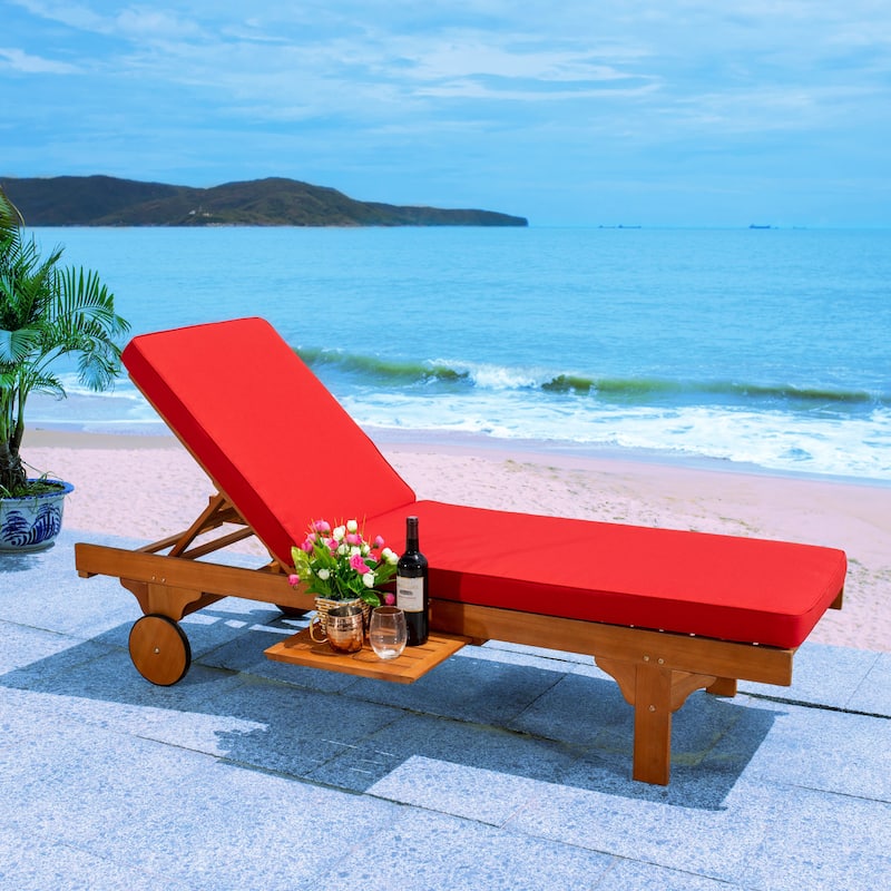 SAFAVIEH Outdoor Aubrie Adjustable Chaise Lounge Chair with Wheel.