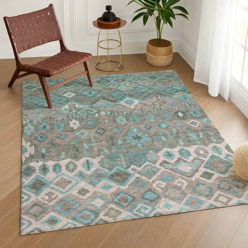 Machine Washable Indoor/ Outdoor Boho Moroccan Chantille Rug