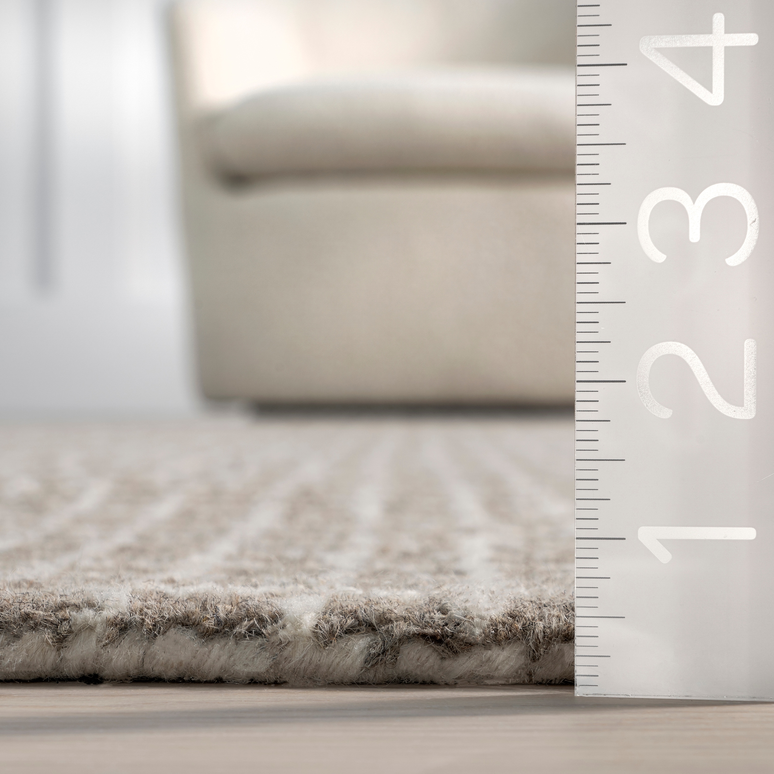 Nuloom Melrose Checked Wool Area Rug.
