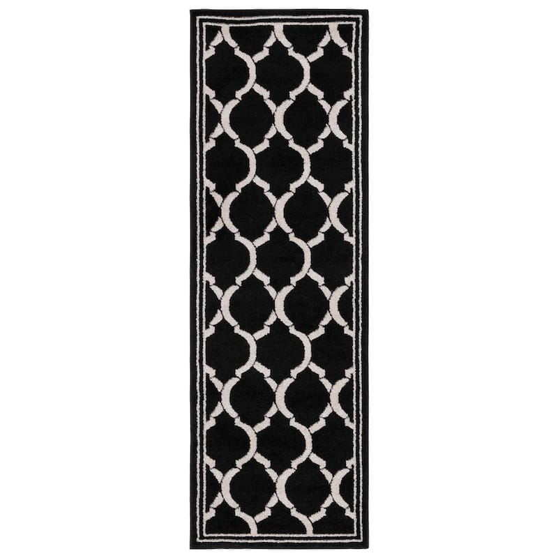 SAFAVIEH Amherst Huynh Modern Rug