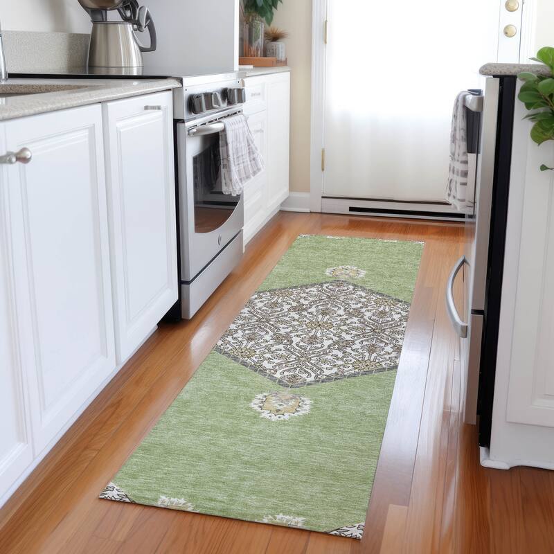 Machine Washable Indoor/ Outdoor Traditional Chantille Rug