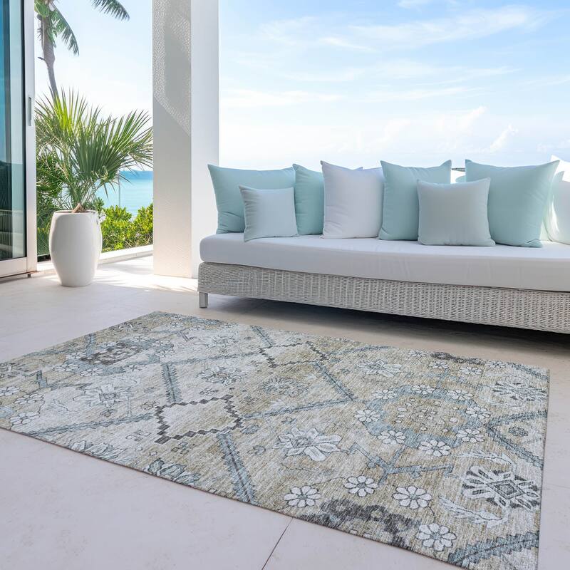 Machine Washable Indoor/ Outdoor Chantille Tribal Garden Rug - Beige - 2'6" x 3'10"