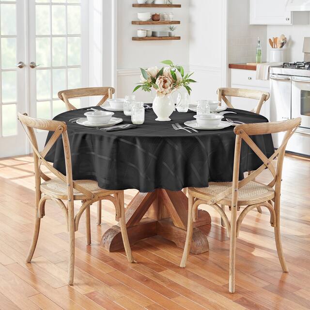Elegance Plaid Jacquard Woven Tablecloth - 90" round - Black