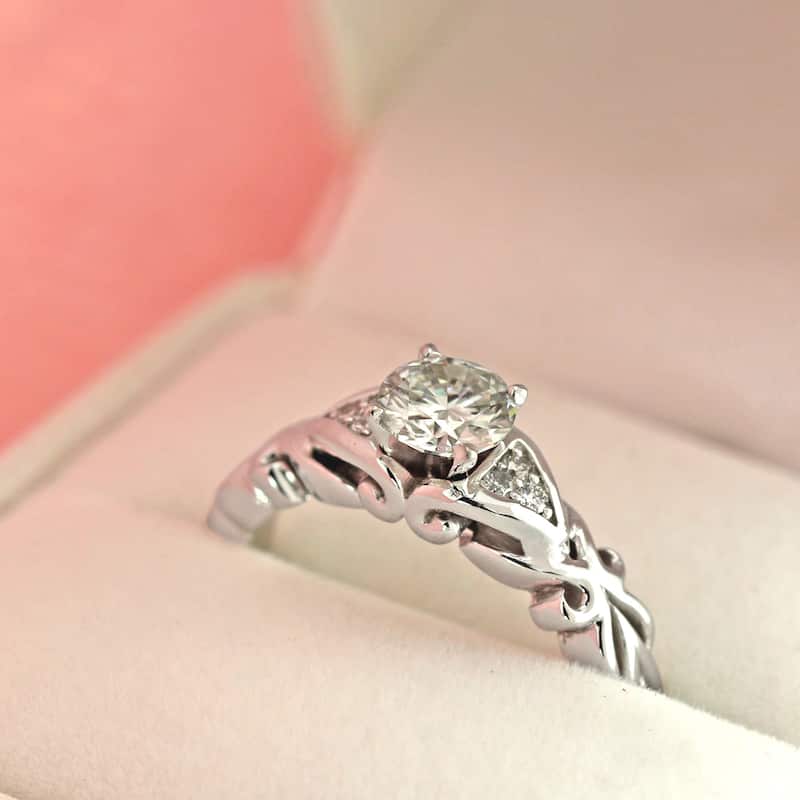 Auriya 14k Gold Carved 1ct Moissanite and Diamond Engagement Ring 1/10ctw
