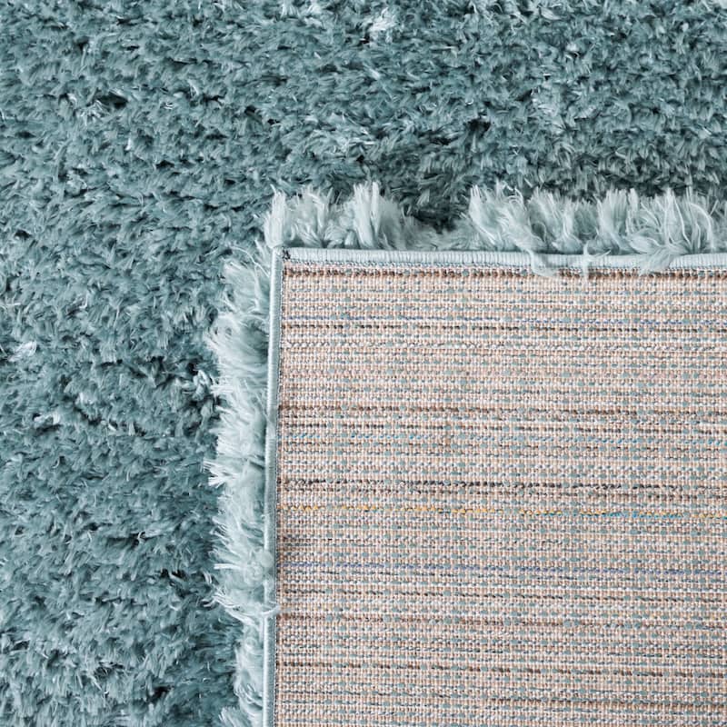 SAFAVIEH Flokati Shag Wynne 2.75-inch Thick Rug