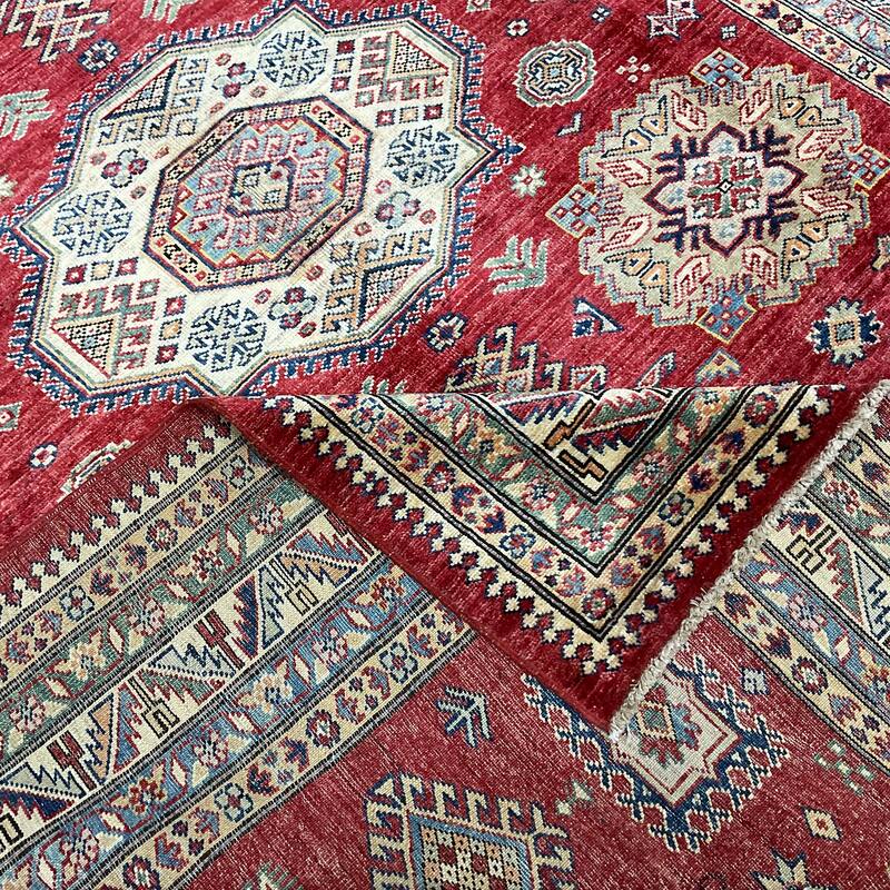 HERAT ORIENTAL Handmade Super Kazak Wool Rug - 5'7" x 7'9"