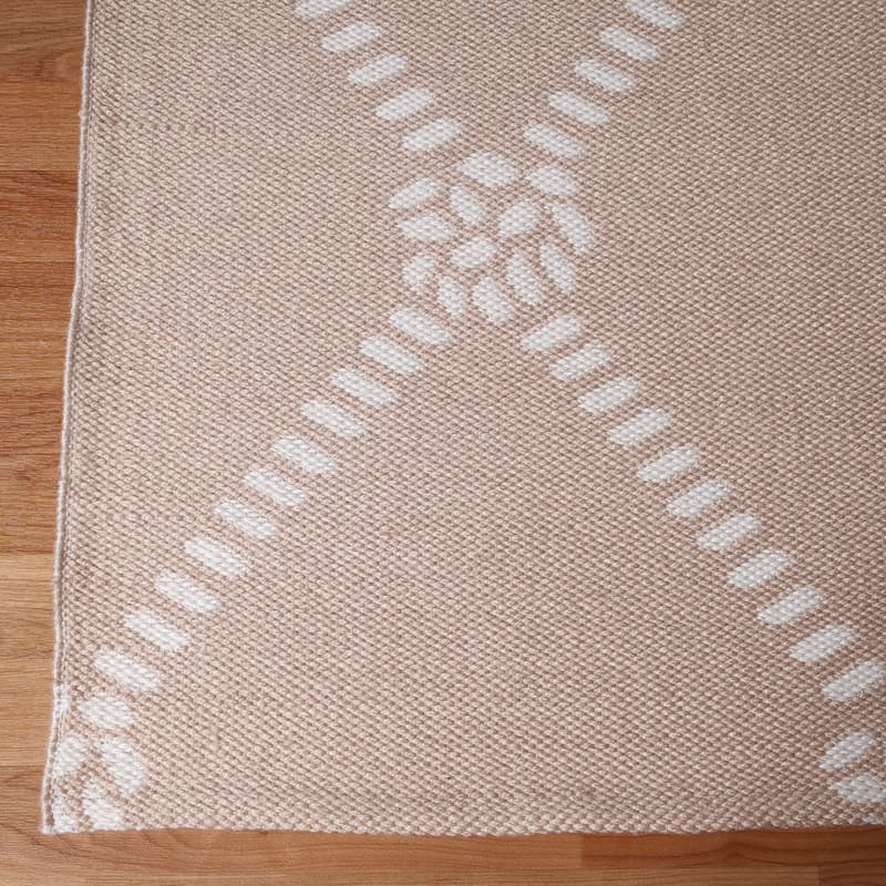 Superior Coastal Geometric Lattice Indoor Outdoor Area Rug