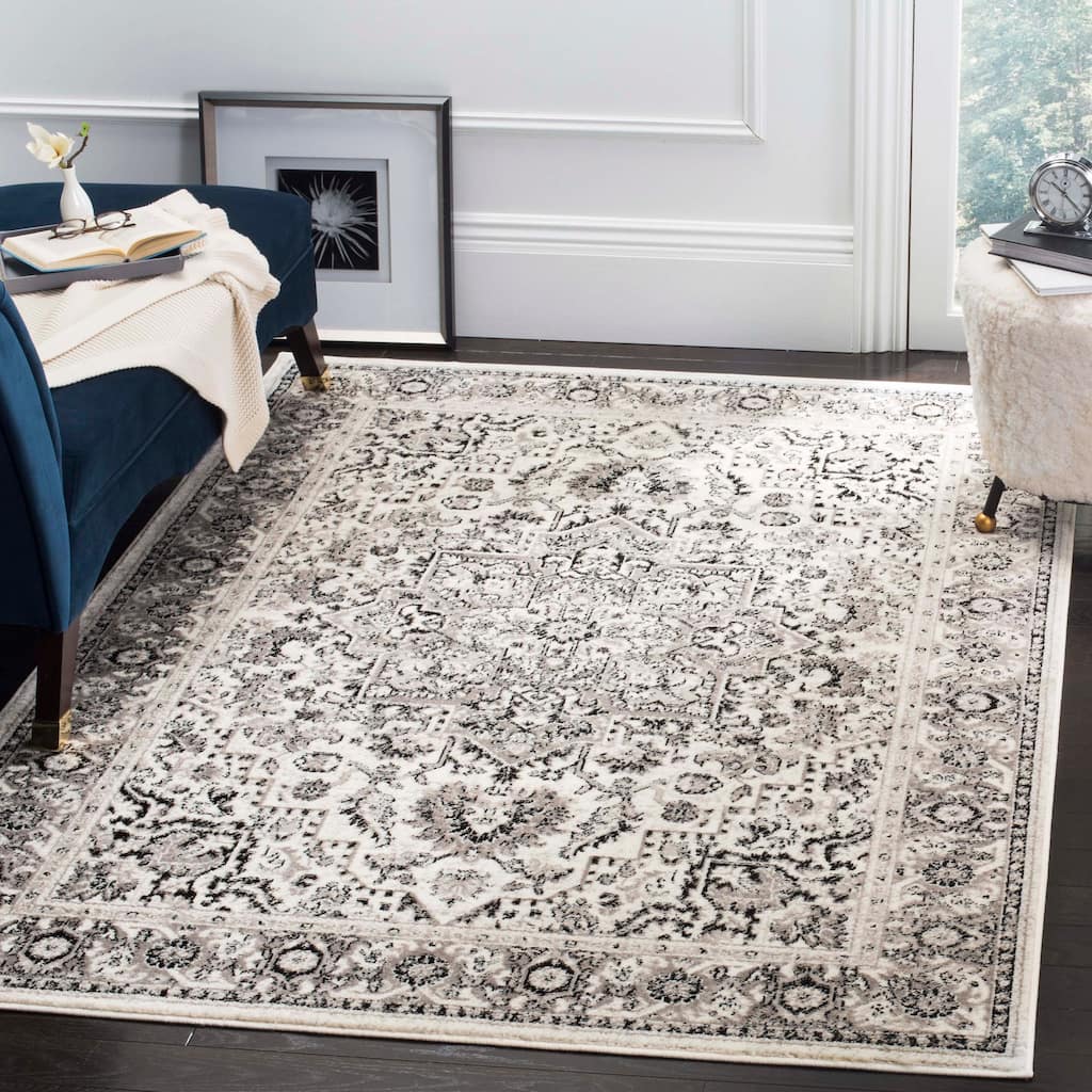 SAFAVIEH Skyler Agoritsa Oriental Boho Rug