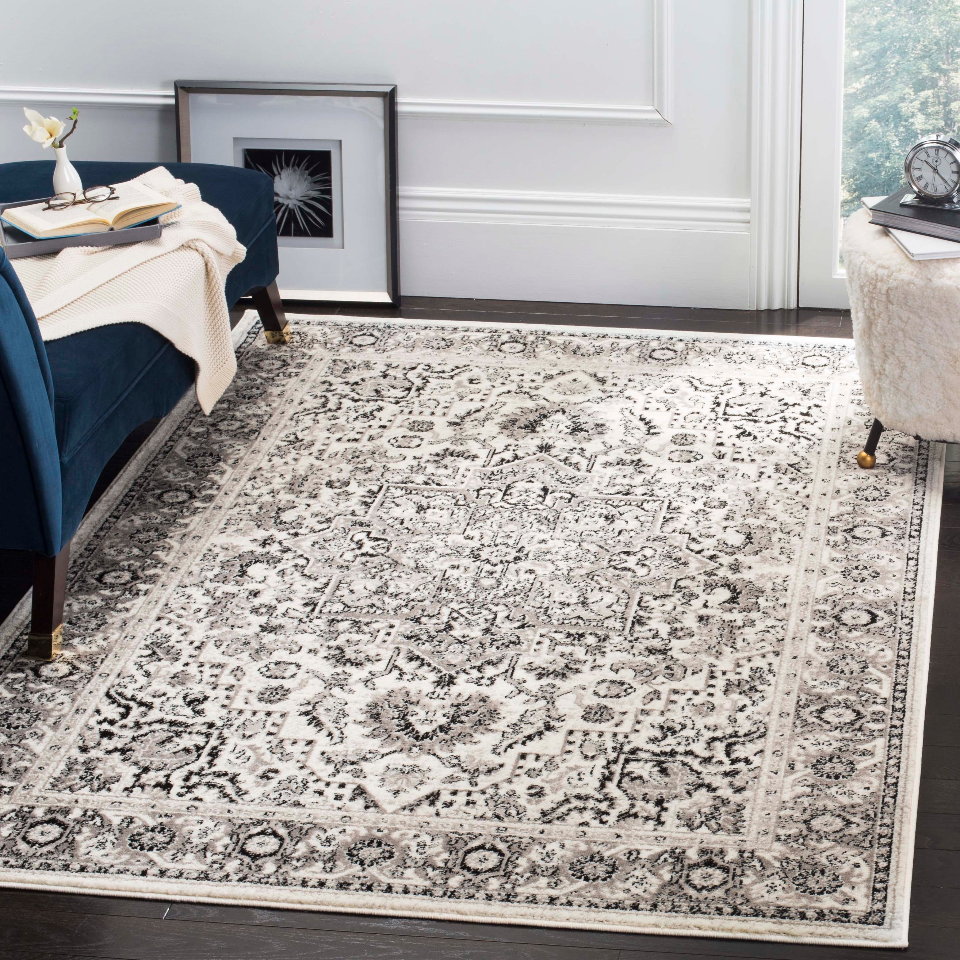 SAFAVIEH Skyler Agoritsa Oriental Boho Rug