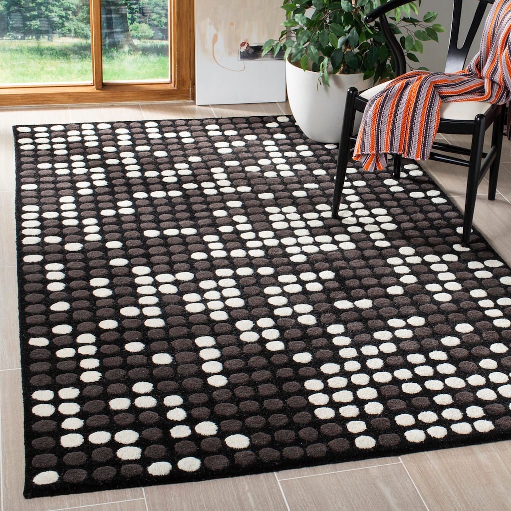 SAFAVIEH, Handmade Maira Ivory New Zealand Wool Rug